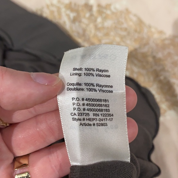 Aritzia Wilfred blouse - Picture 5 of 5